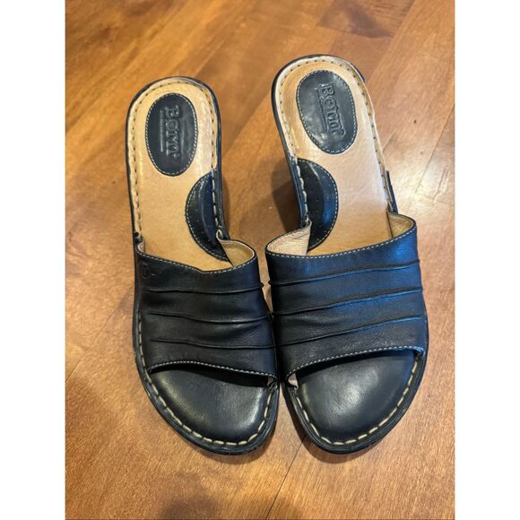 Born Women’s Black Leather Wedge Sandals Size 8 Comfort Slip On Heeled Mule - Picture 2 of 5